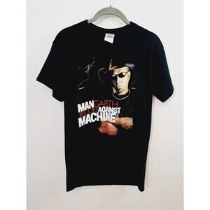 Garth Brooks Man Against Machine Black Concert Tee Size Small